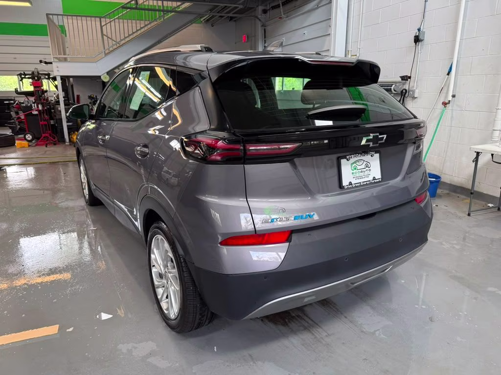 2023 Gray Ghost Metallic Chevrolet Bolt EUV LT FWD SUV