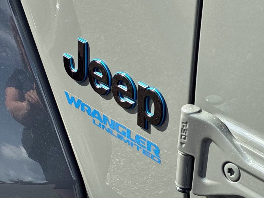 2022 Sting-Gray Clearcoat Jeep Wrangler Unlimited Sahara High Altitude 4xe 4X4 SUV