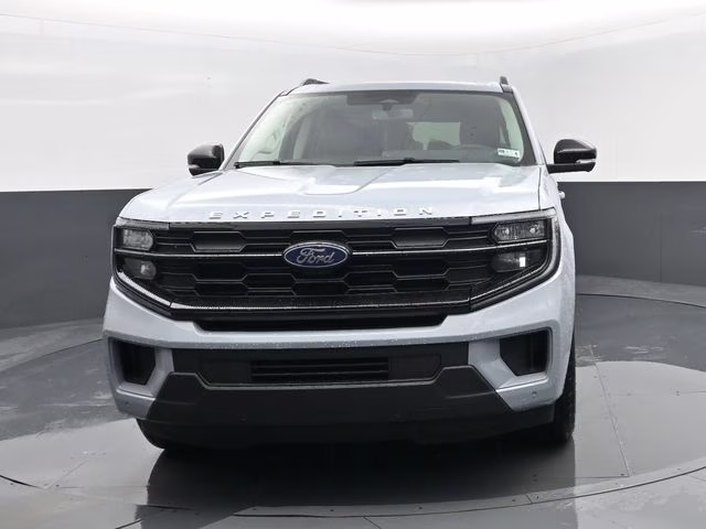 2026 Glacier Gray Metallic Tri-Coat Ford Expedition Max Active 4X4 SUV