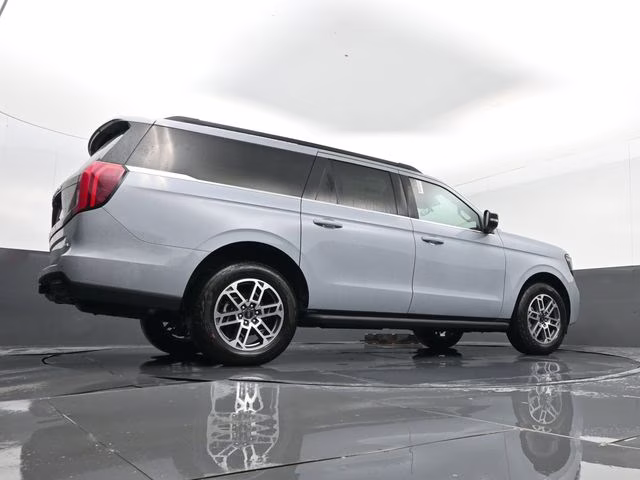 2026 Glacier Gray Metallic Tri-Coat Ford Expedition Max Active 4X4 SUV