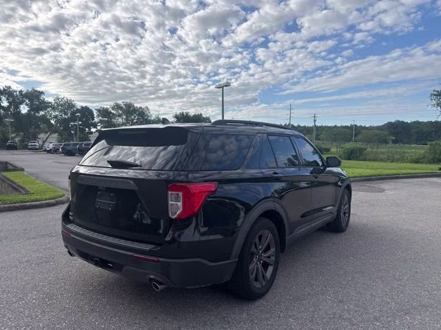 2021 Agate Black Metallic Ford Explorer XLT RWD SUV