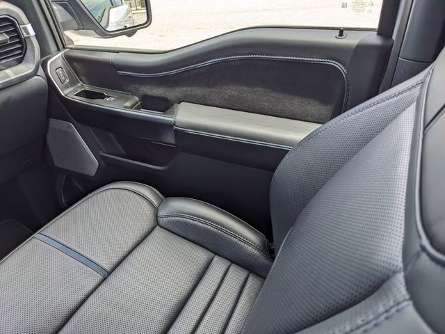 2025 White Metallic Ford F-150 Platinum 4X4 Truck