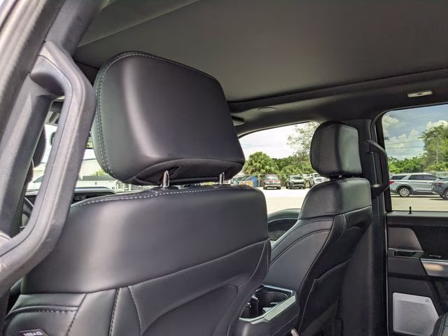 2025 White Metallic Ford F-150 Platinum 4X4 Truck