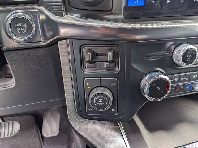 2025 White Metallic Ford F-150 Platinum 4X4 Truck