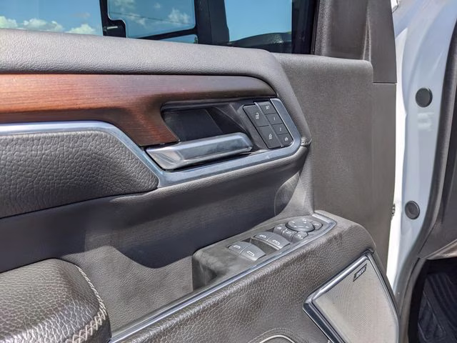 2025 White Frost Tricoat GMC Sierra 3500HD Denali 4X4 Truck