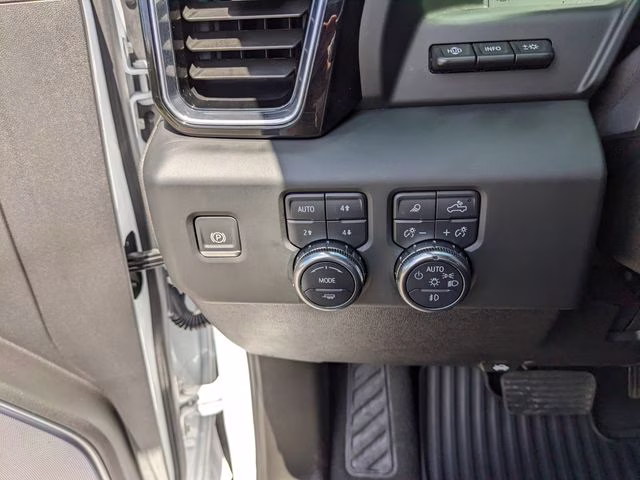2025 White Frost Tricoat GMC Sierra 3500HD Denali 4X4 Truck