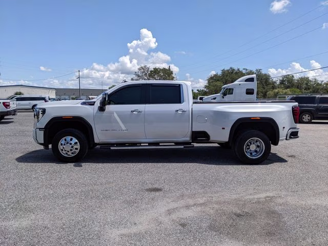 2025 White Frost Tricoat GMC Sierra 3500HD Denali 4X4 Truck