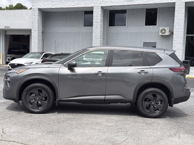 2026 Gun Metallic Nissan Rogue SV FWD SUV