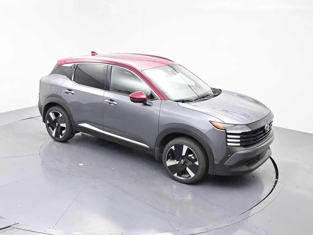 2025 Gun Metallic/Scarlet Ember Tintcoat Nissan Kicks SR AWD SUV