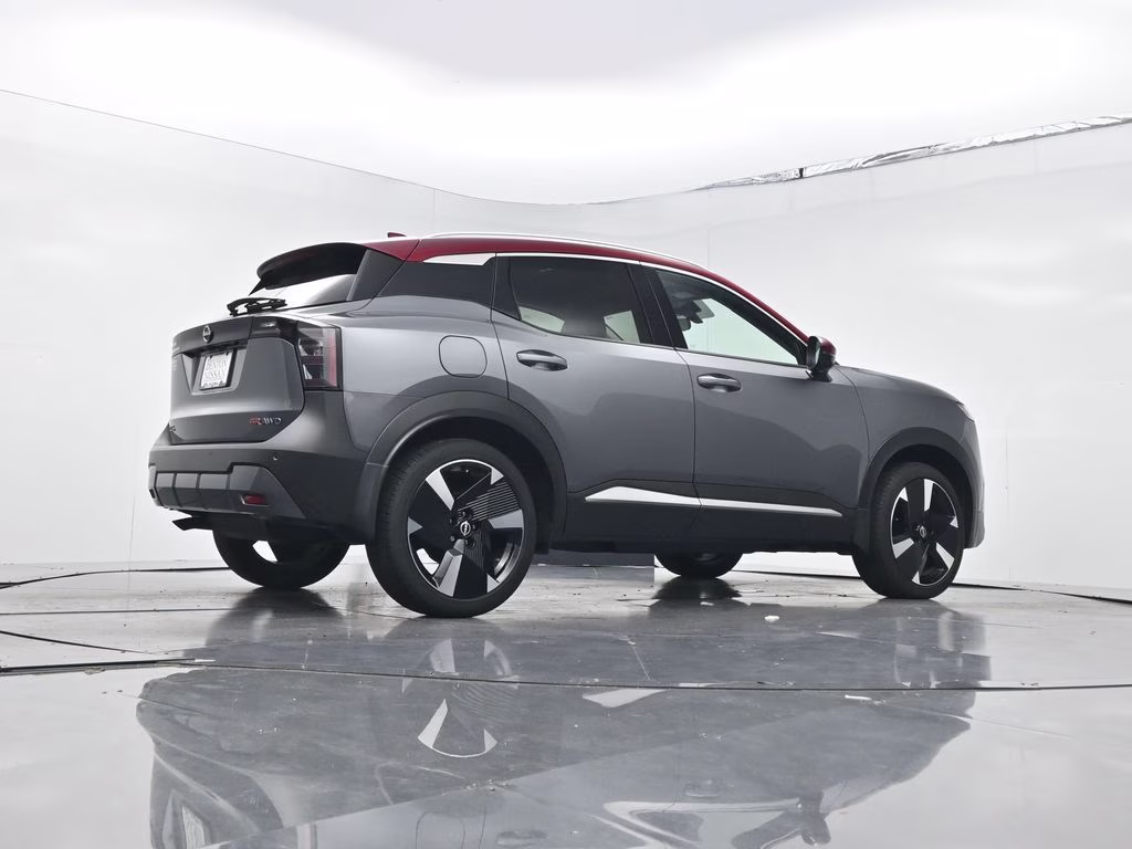 2025 Gun Metallic/Scarlet Ember Tintcoat Nissan Kicks SR AWD SUV