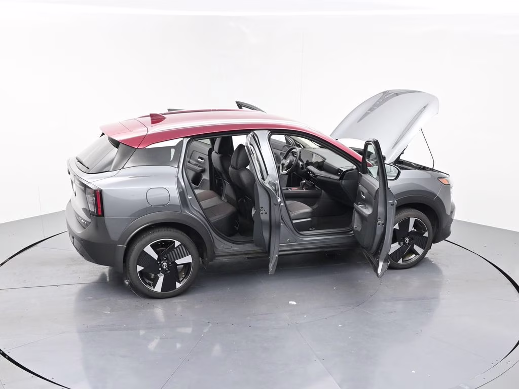 2025 Gun Metallic/Scarlet Ember Tintcoat Nissan Kicks SR AWD SUV