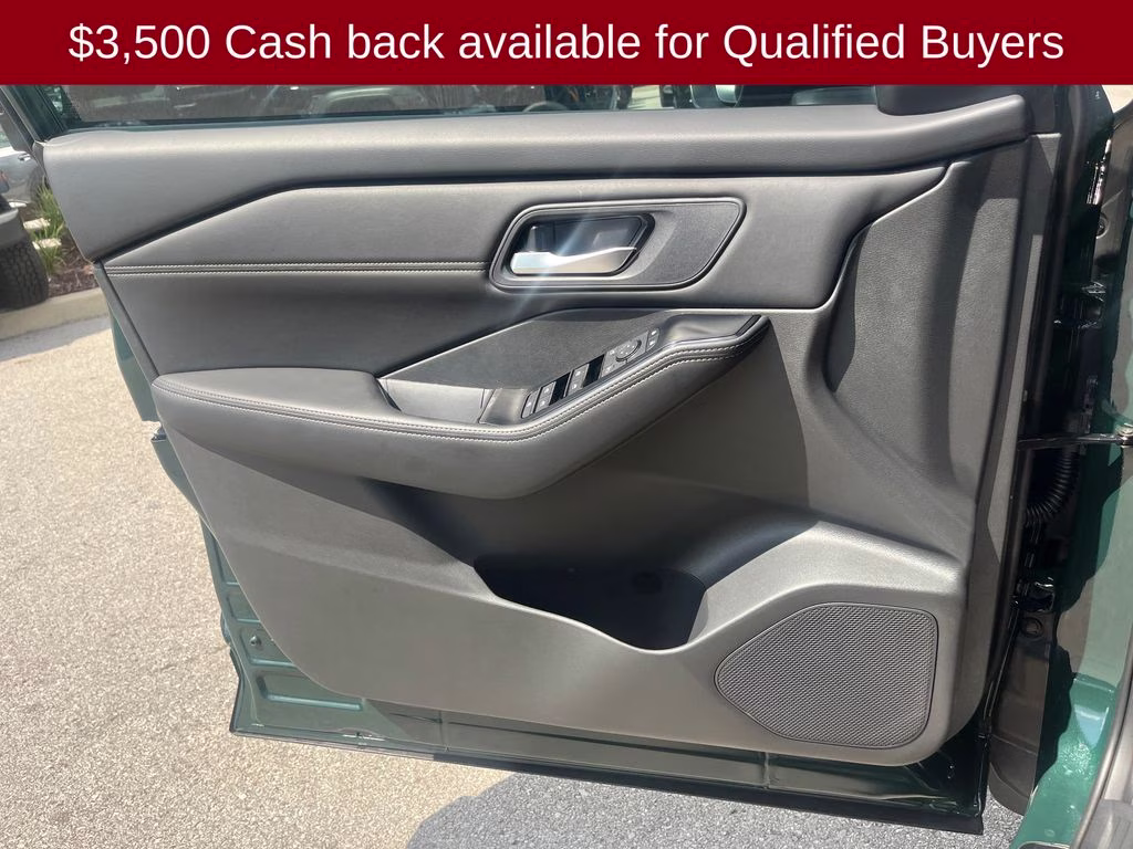 2026 Obsidian Green Nissan Rogue Dark Armor FWD SUV