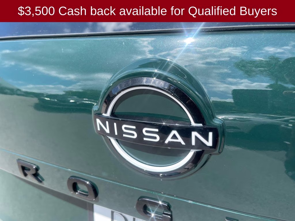 2026 Obsidian Green Nissan Rogue Dark Armor FWD SUV