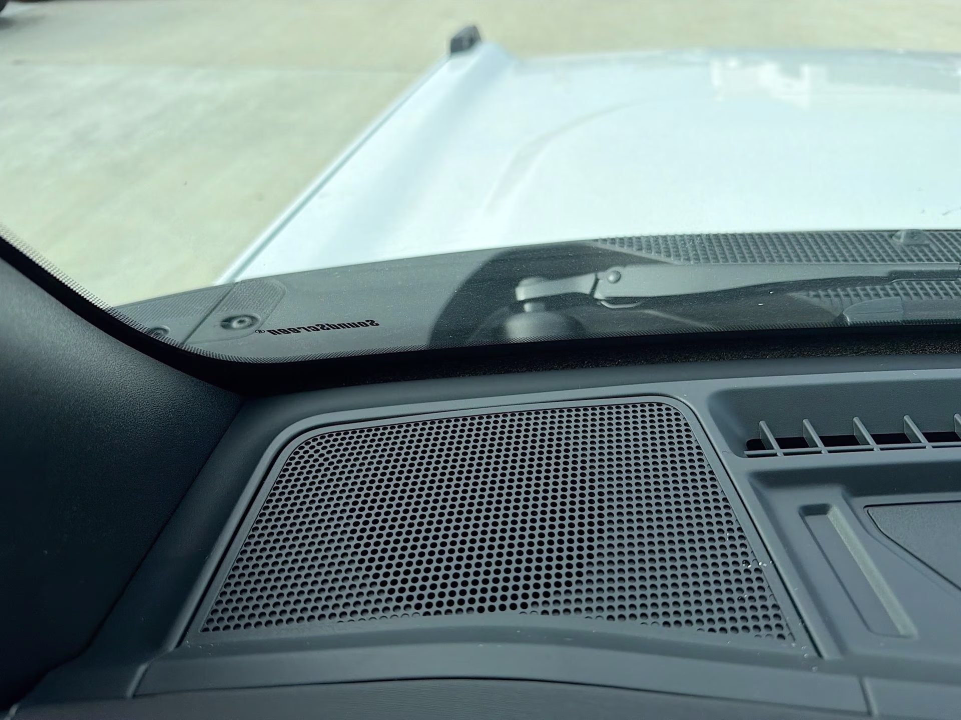 2026 Oxford White Ford Bronco Outer Banks 4X4 SUV