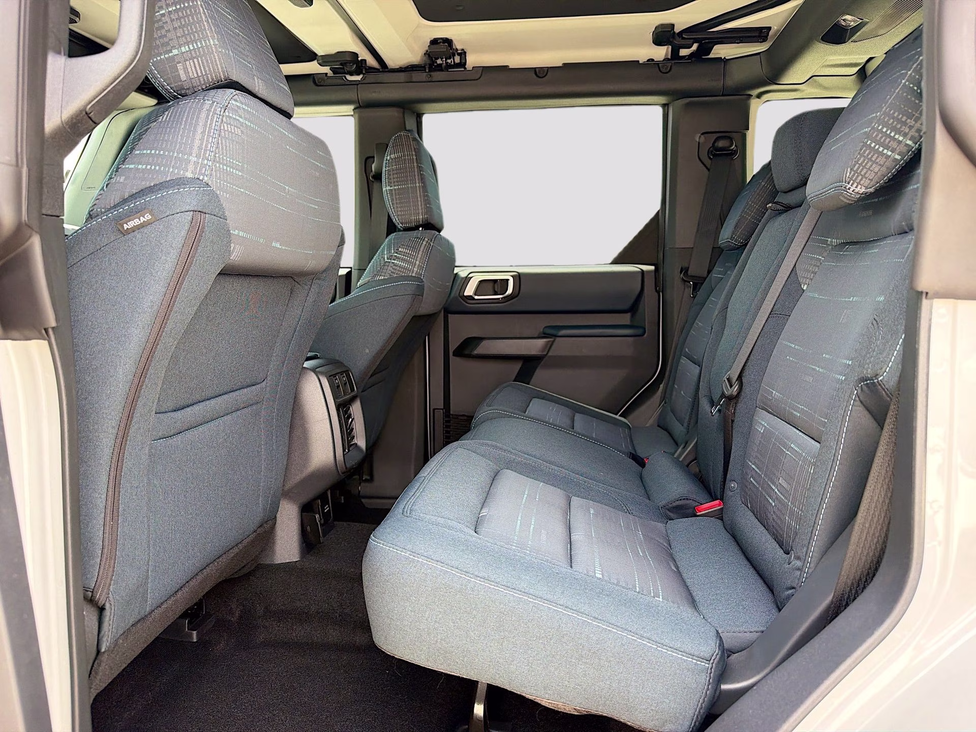 2026 Avalanche Gray Ford Bronco Heritage Edition 4X4 SUV