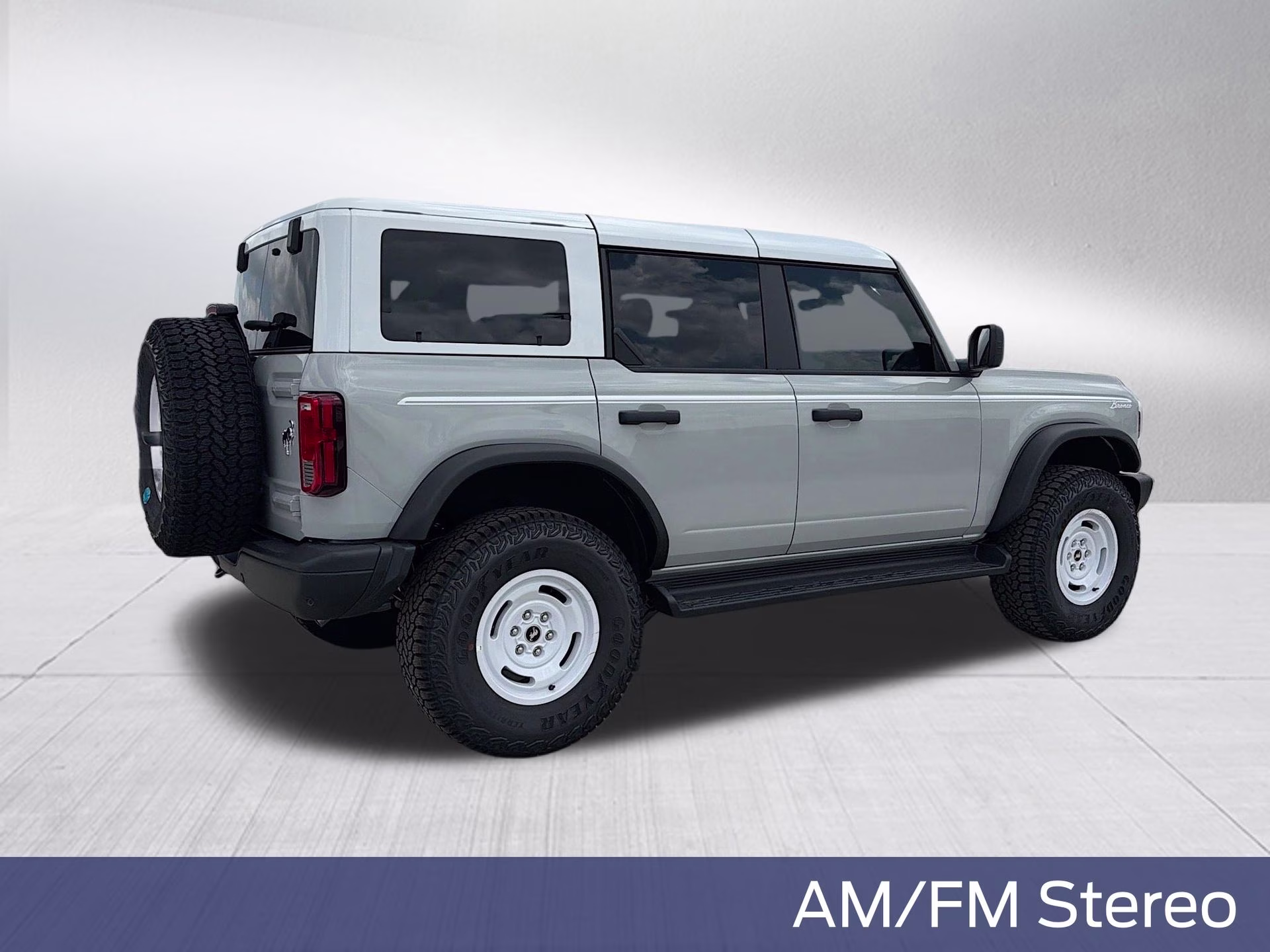 2026 Avalanche Gray Ford Bronco Heritage Edition 4X4 SUV