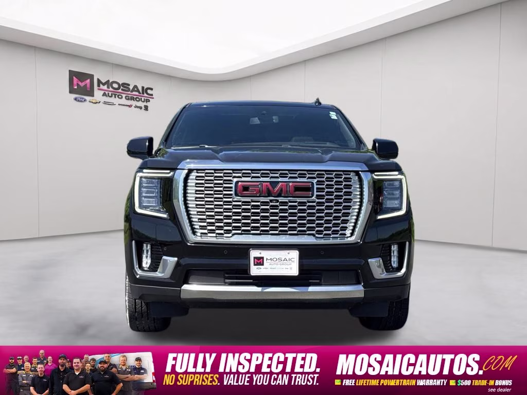 Used 2022 GMC Yukon XL Denali with VIN 1GKS2JKL7NR330631 for sale in Zumbrota, Minnesota