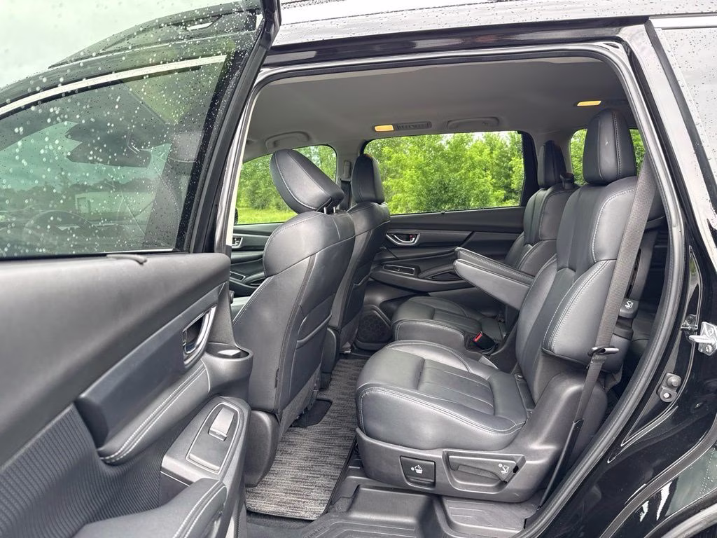 2023 Crystal Black Silica Subaru Ascent Limited AWD SUV