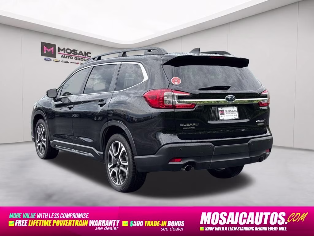 2023 Crystal Black Silica Subaru Ascent Limited AWD SUV