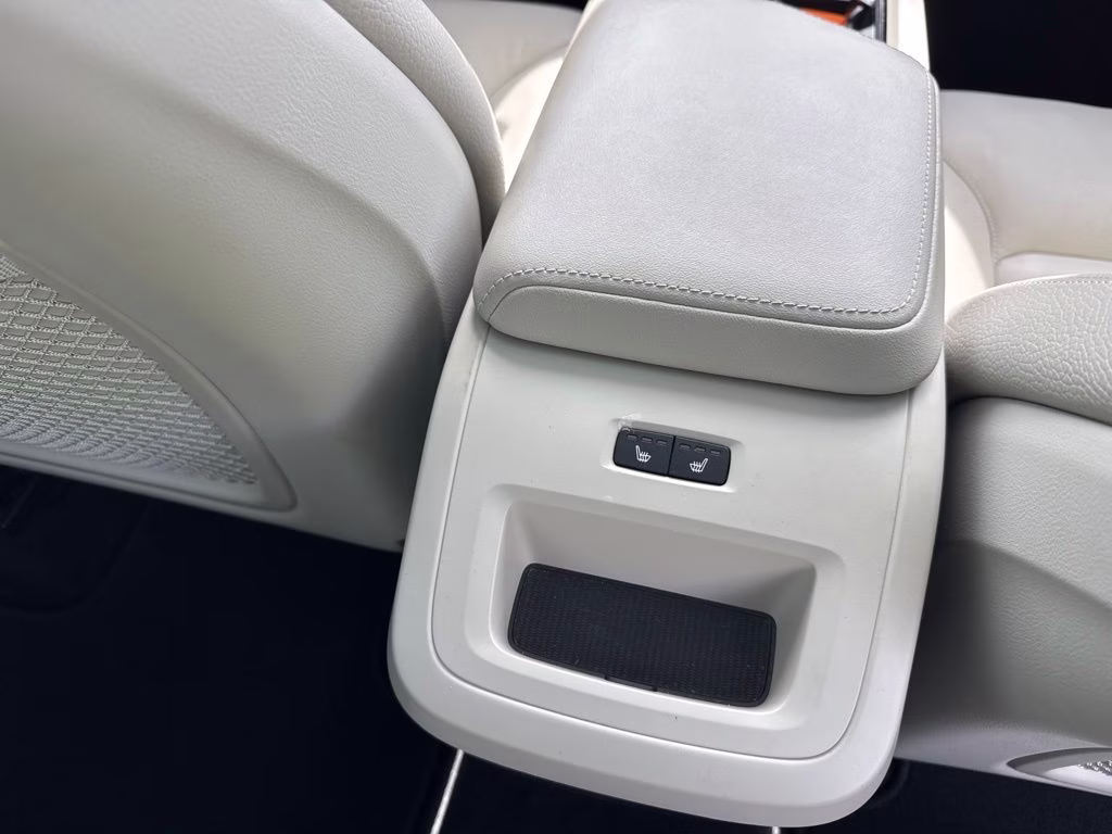 2023 Gray Volvo XC60 B5 Core AWD SUV