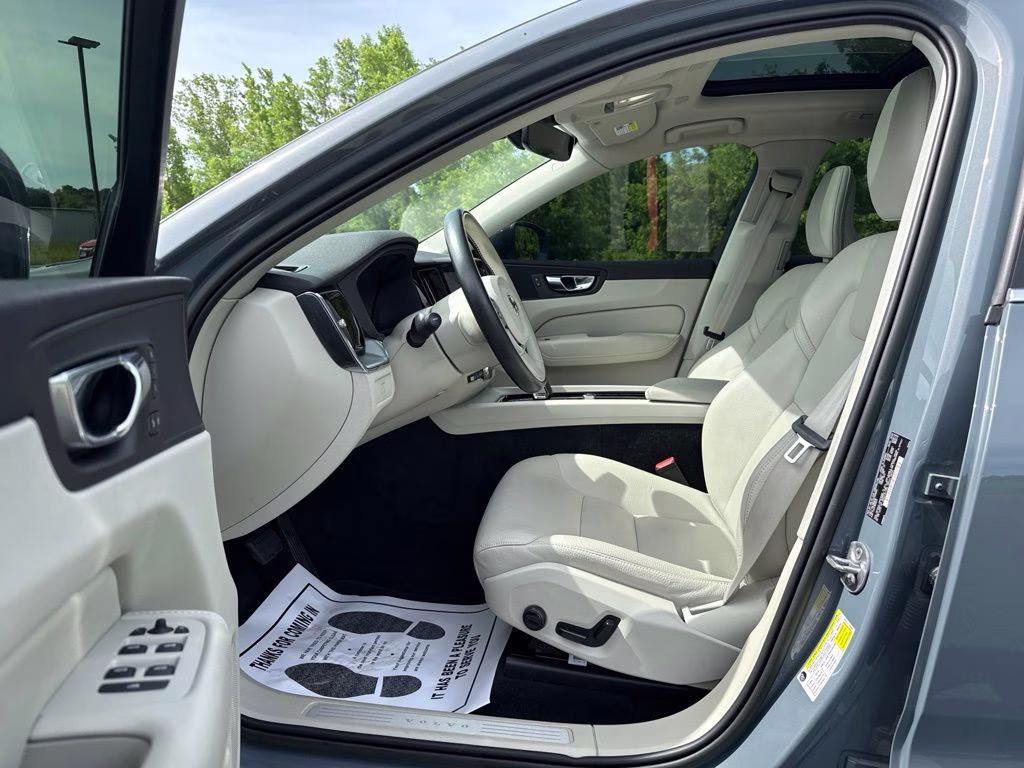 2023 Gray Volvo XC60 B5 Core AWD SUV