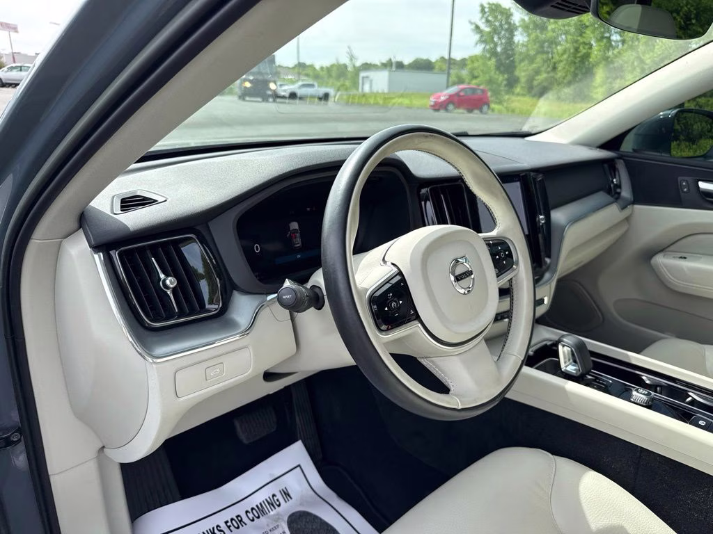 2023 Gray Volvo XC60 B5 Core AWD SUV