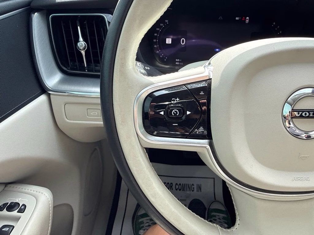 2023 Gray Volvo XC60 B5 Core AWD SUV