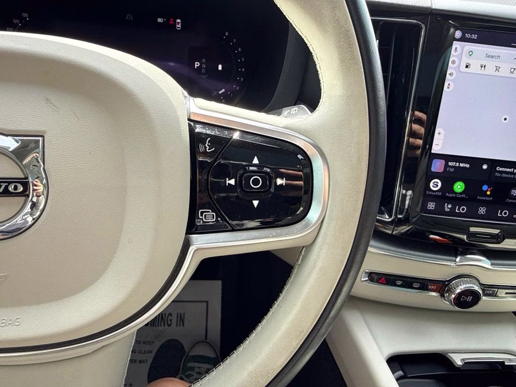 2023 Gray Volvo XC60 B5 Core AWD SUV