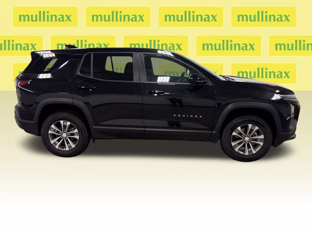 2026 Mosaic Black Metallic Chevrolet Equinox LT FWD SUV