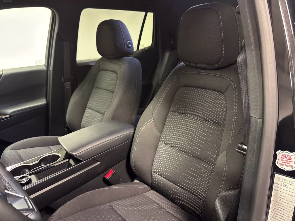 2026 Mosaic Black Metallic Chevrolet Equinox LT FWD SUV