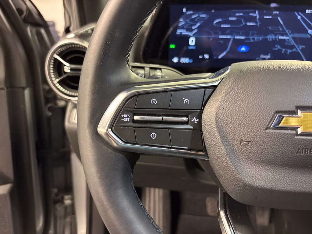 2026 Sterling Gray Metallic Chevrolet Equinox LT FWD SUV