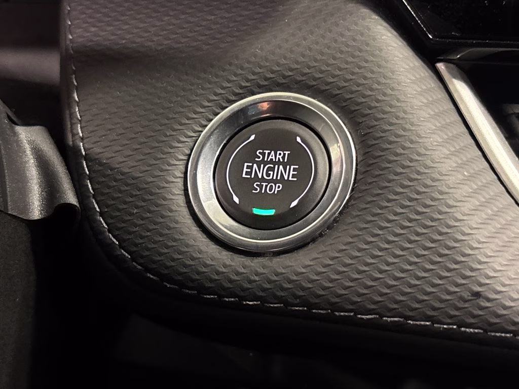 2026 Mosaic Black Metallic Chevrolet Equinox LT FWD SUV
