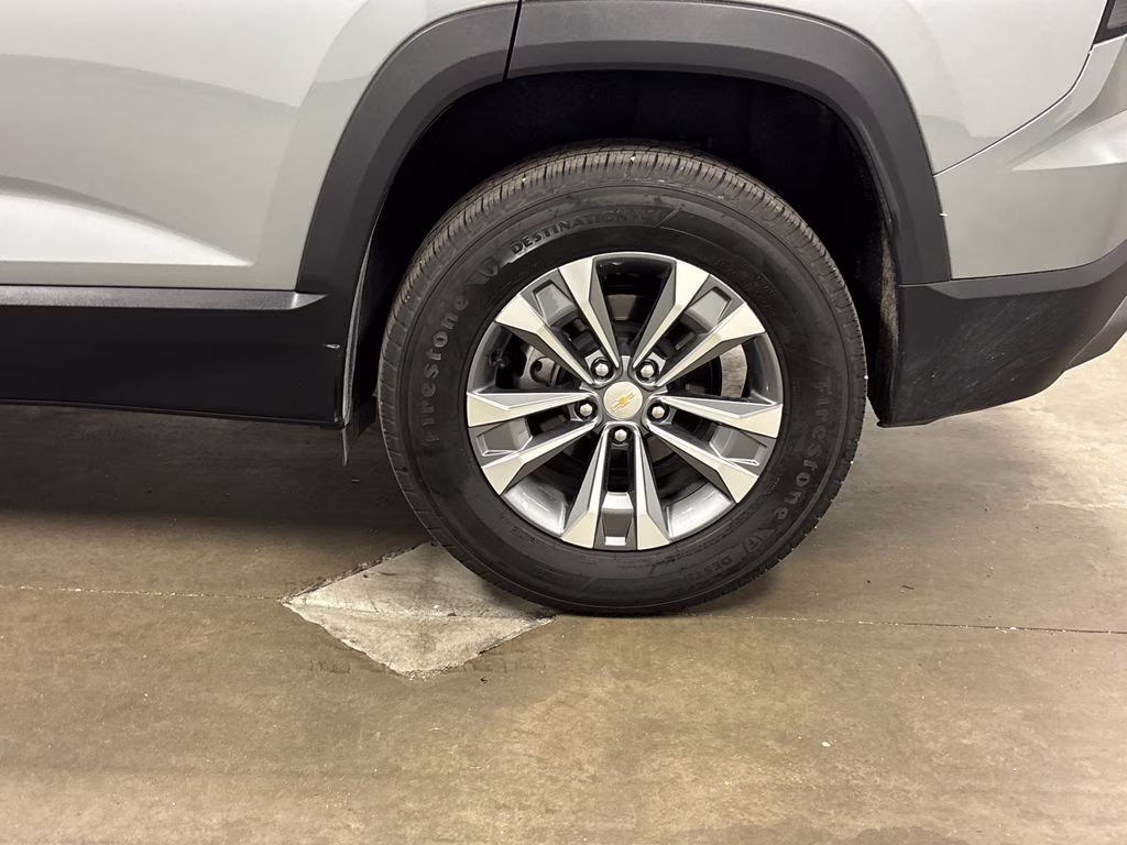 2026 Sterling Gray Metallic Chevrolet Equinox LT FWD SUV