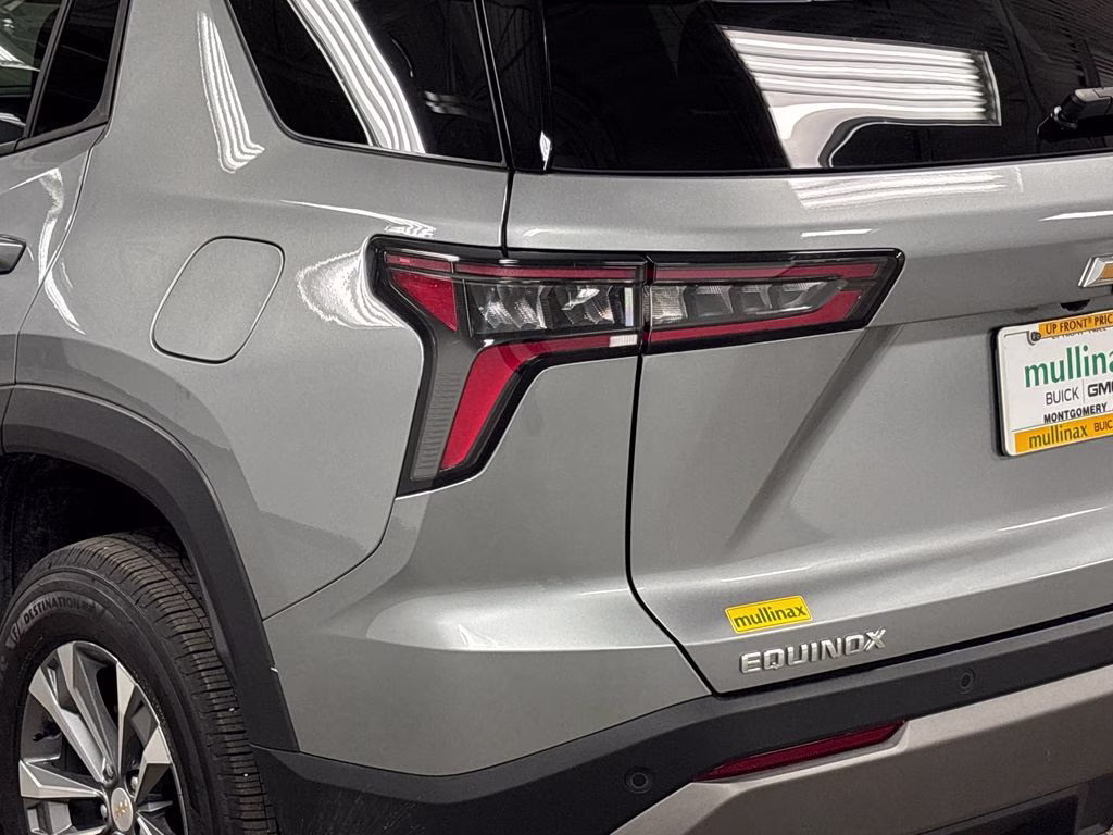 2026 Sterling Gray Metallic Chevrolet Equinox LT FWD SUV