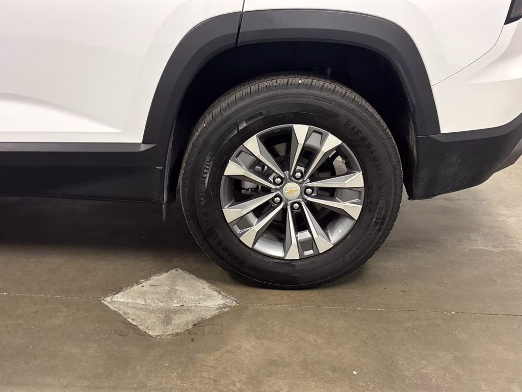 2026 Summit White Chevrolet Equinox LT FWD SUV