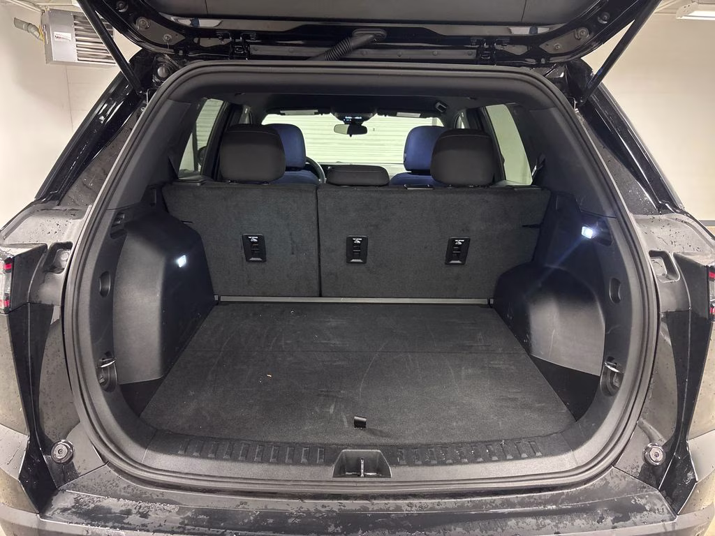 2026 Mosaic Black Metallic Chevrolet Equinox LT FWD SUV
