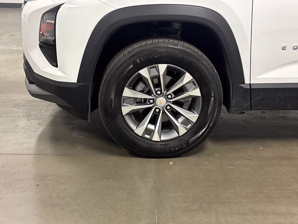 2026 Summit White Chevrolet Equinox LT FWD SUV