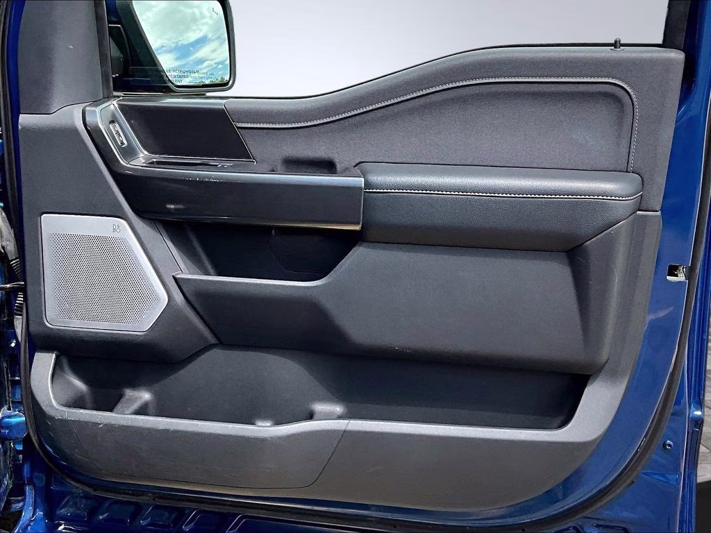 2022 Atlas Blue Metallic Ford F-150 Lariat 4X4 Truck