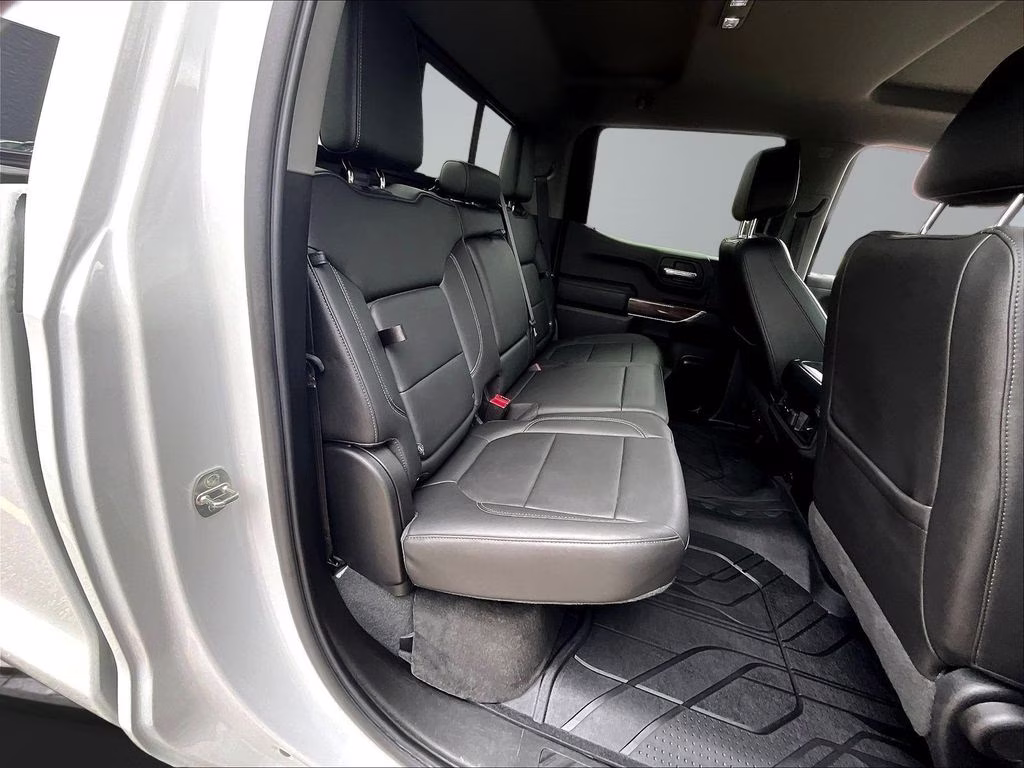 2019 Summit White Chevrolet Silverado 1500 LT Trail Boss 4X4 Truck