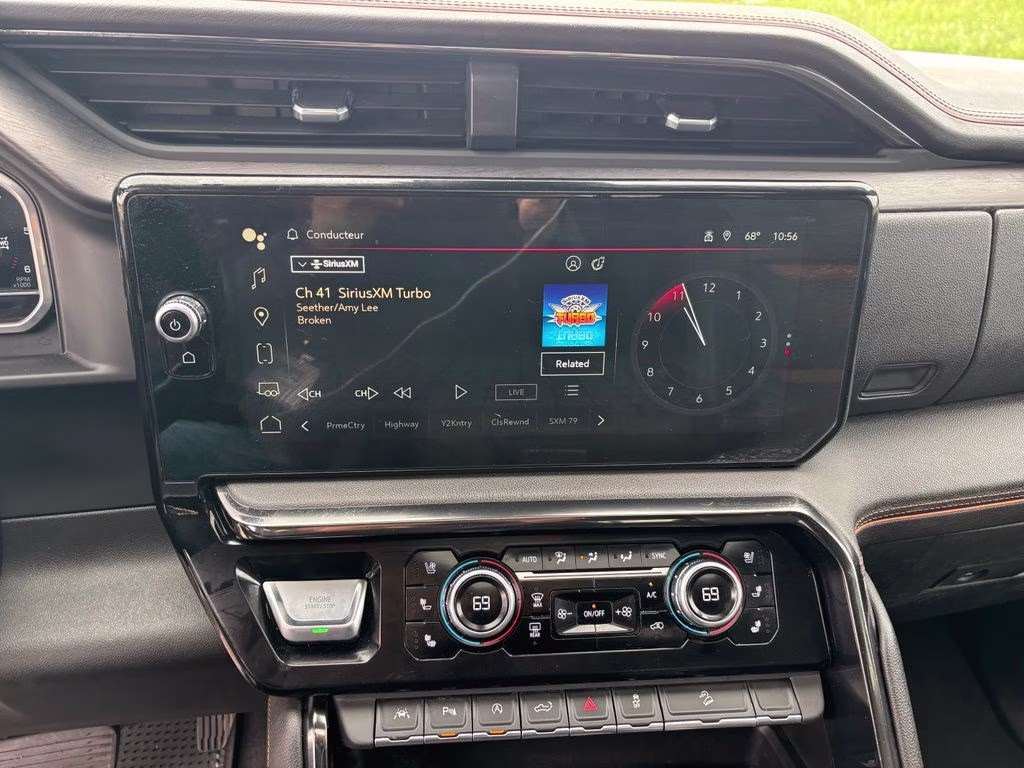 2023 Summit White GMC Sierra 1500 AT4 4X4 Truck