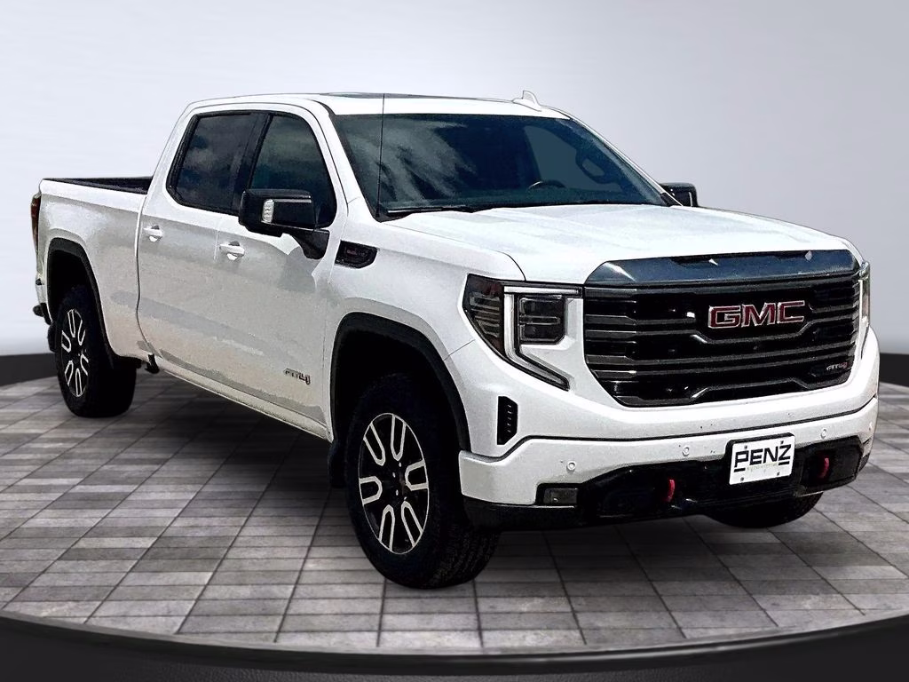 2023 Summit White GMC Sierra 1500 AT4 4X4 Truck