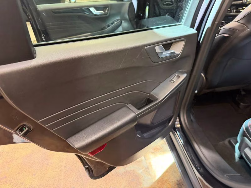 2024 Ford Escape ST-Line Sport Utility 4D AWD