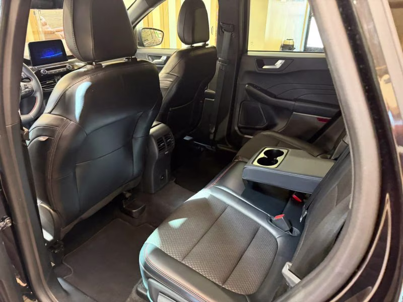 2024 Ford Escape ST-Line Sport Utility 4D AWD