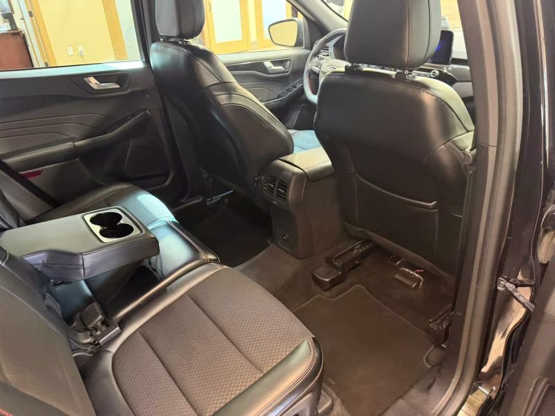 2024 Ford Escape ST-Line Sport Utility 4D AWD