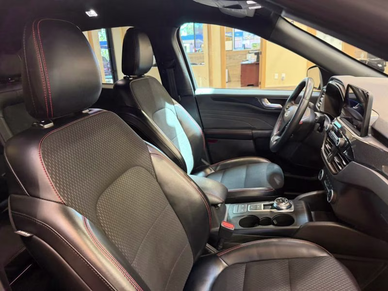 2024 Ford Escape ST-Line Sport Utility 4D AWD