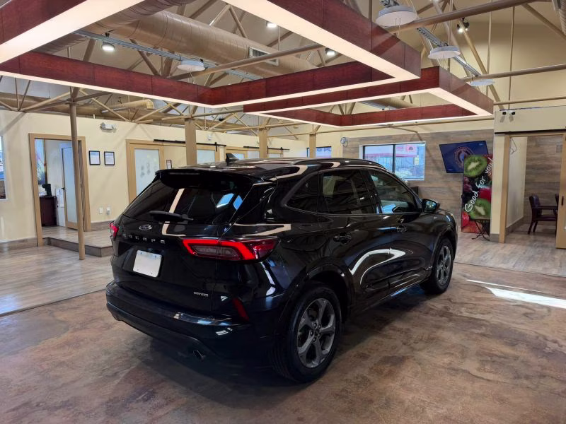 2024 Ford Escape ST-Line Sport Utility 4D AWD
