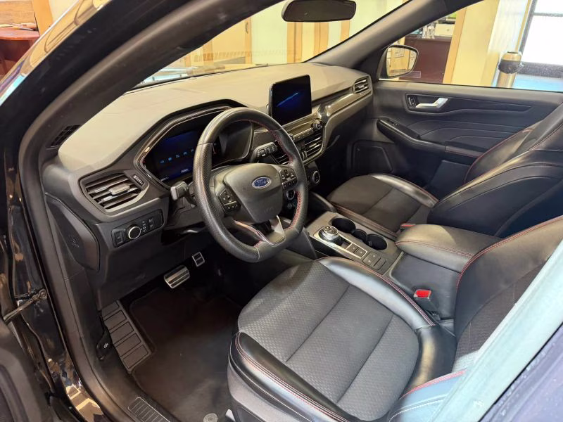 2024 Ford Escape ST-Line Sport Utility 4D AWD