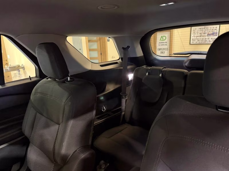 2024 Ford Explorer XLT Sport Utility 4D 4X4