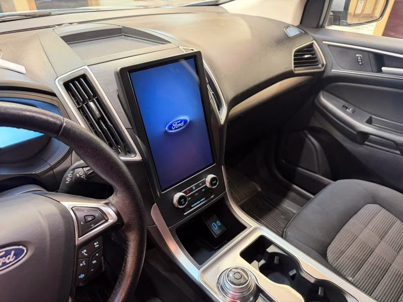 2024 Ford Edge SEL Sport Utility 4D AWD