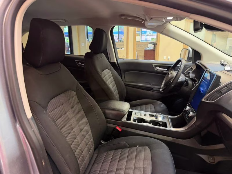 2024 Ford Edge SEL Sport Utility 4D AWD